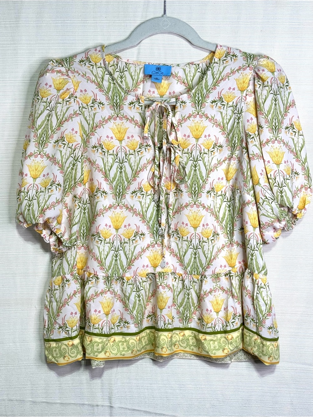 CeCe Women’s Floral Blouse Yellow Green Size M Sheer & Flowy